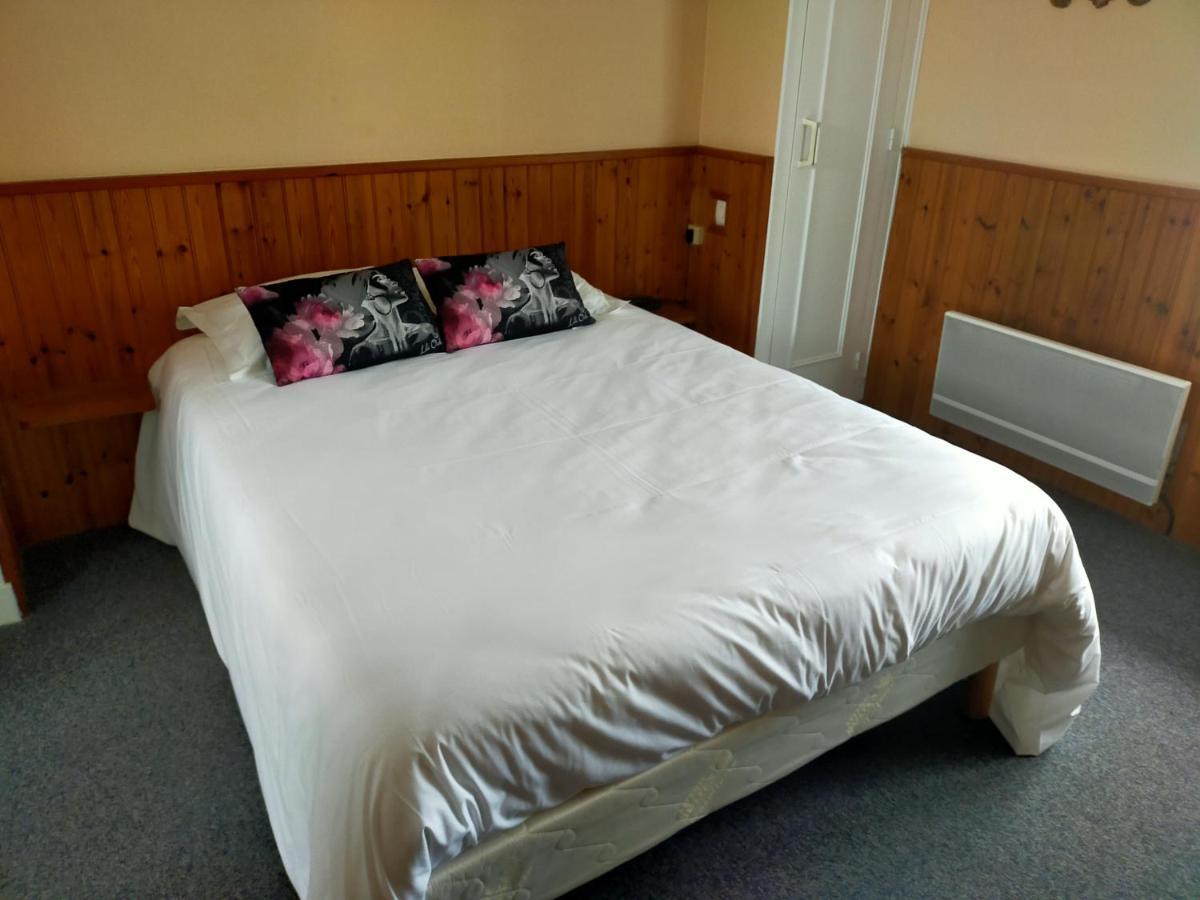 Hotel Des Biches Nuaillé Eksteriør billede